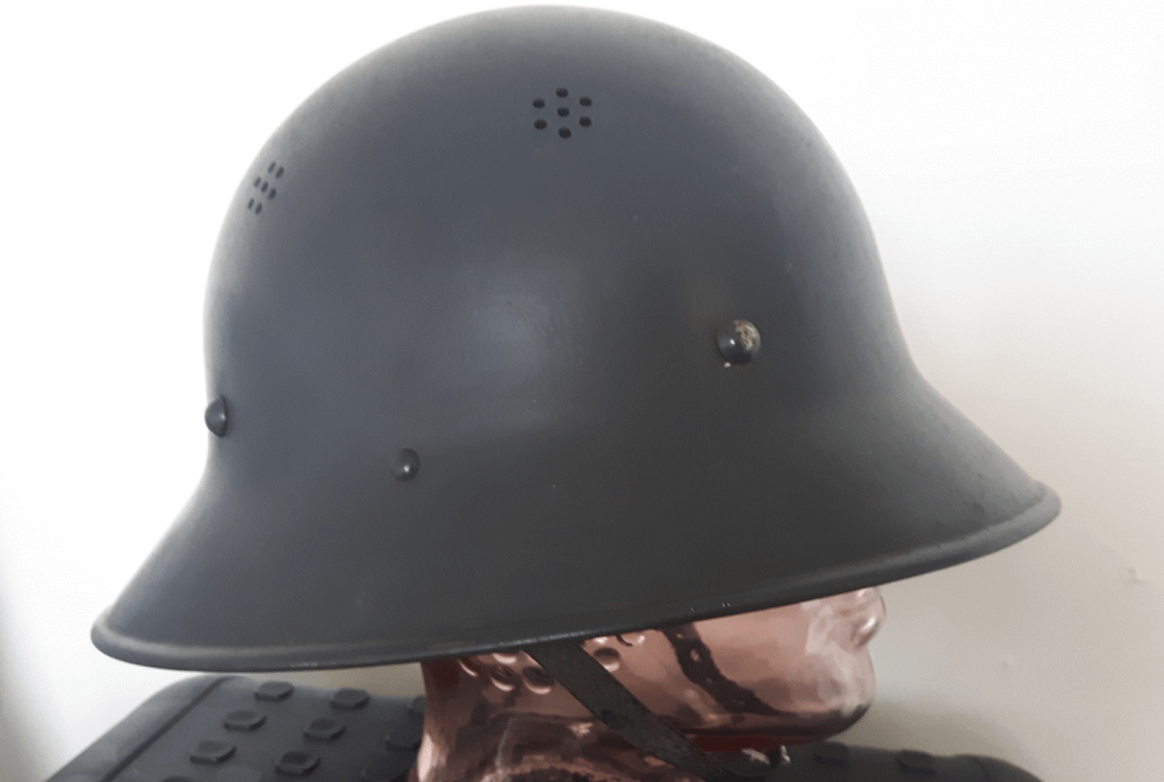 Duitse helm Tsjechische helm M29